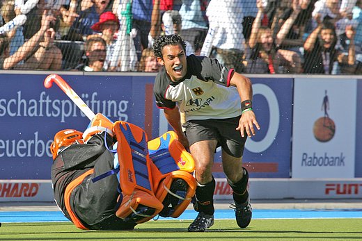 © Herbert Bohlscheid  www.sportfoto.tv und Wolfgang Quednau  www.hockeyimage.net