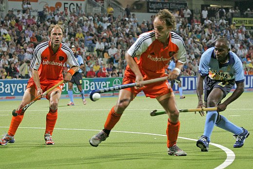 © Herbert Bohlscheid (www.sportfoto.tv) / Wolfgang Quednau (www.hockeyimage.net)