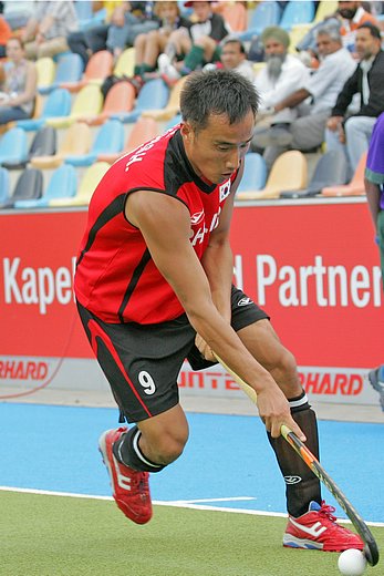 © Herbert Bohlscheid (www.sportfoto.tv) / Wolfgang Quednau (www.hockeyimage.net)